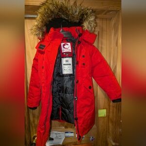 Girls Canadian Parker Size Medium